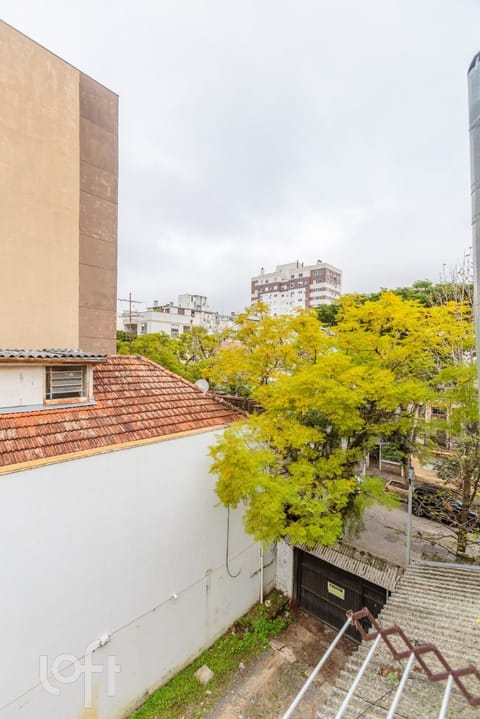 Image 15 - 256944